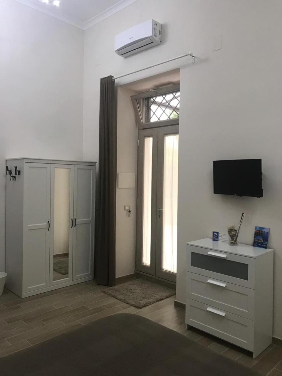 Virgilio'S Garden Bed & Breakfast Castellammare di Stabia Luaran gambar