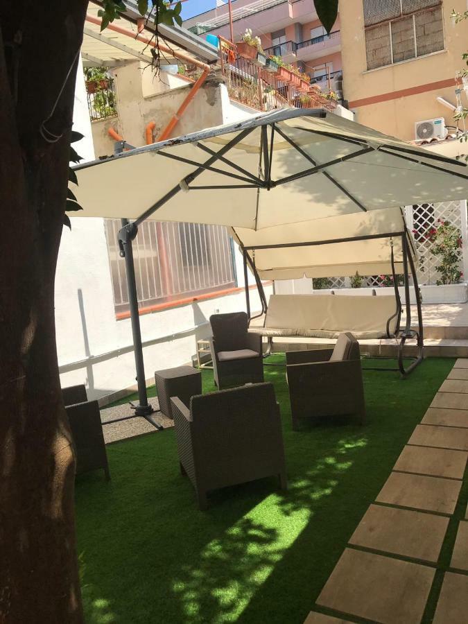 Virgilio'S Garden Bed & Breakfast Castellammare di Stabia Luaran gambar