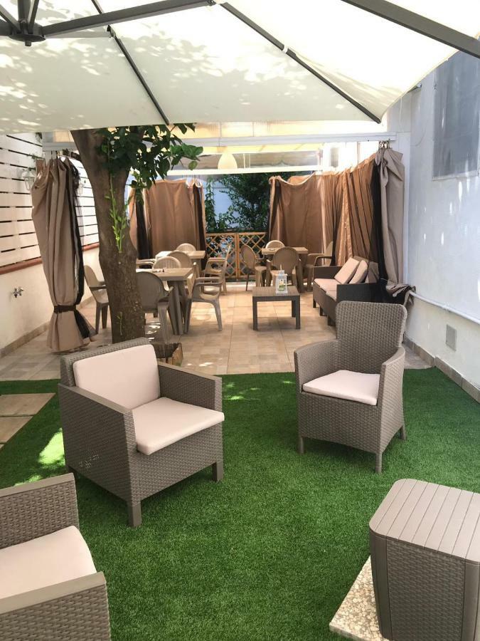 Virgilio'S Garden Bed & Breakfast Castellammare di Stabia Luaran gambar
